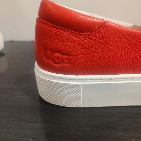 UGG Chayze Platform Sneakers Leather Slip On Round Toe Rubber Sole Red 8.5 Mint - Picture 7 of 15